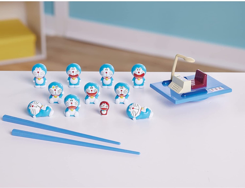 DORAEMON ALL OVER