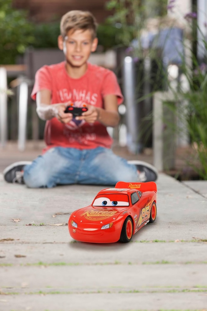 CARS RAYO TURBO RACER R/C.