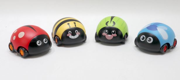 COCHE INSECTO 9 CM. 4 SURT.
